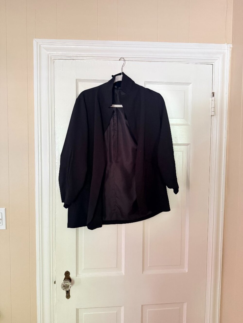 Casual Doe & Rae Black Blazer - Small